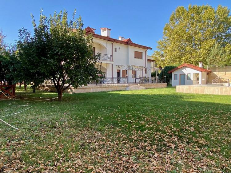 Vila de vanzare 8 camere zona Baneasa, Bucuresti teren 1400mp-piscina - 3