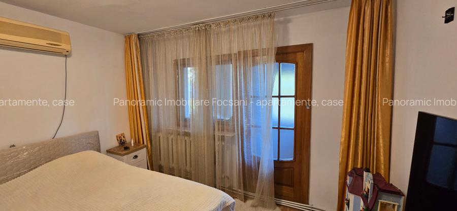 3 camere de vanzare Focsani, ultracentral - 6