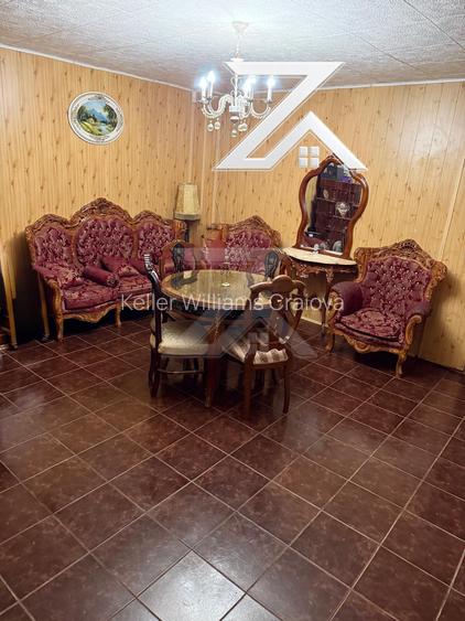 Vând casă 6 camere, zonă Elena Teodorini / aproape de Centru - 2