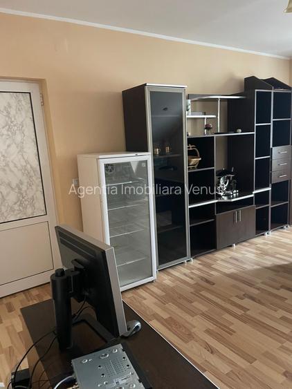 Cladire amenajata zona Grivita-Scoala 8 - 9