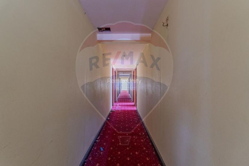 Activ Hotelier SubEvaluat | 18.000 mp construiti | 3 ha teren | BRASOV - 25