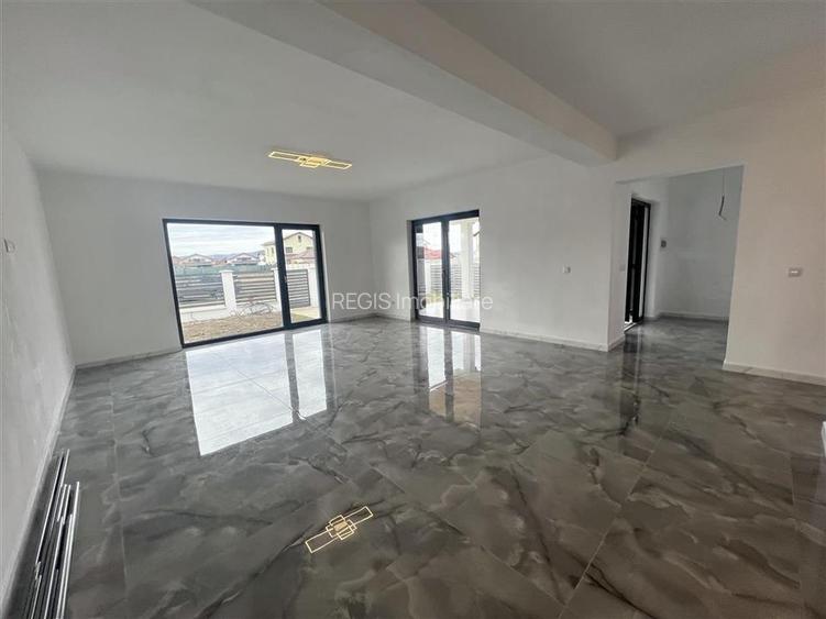 Casa individuala Cristian incalzire in pardoseala si garaj - 7