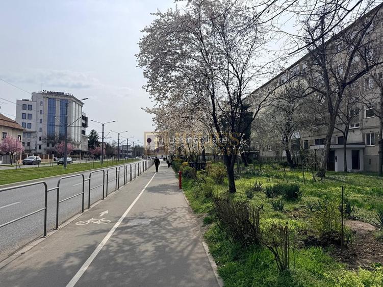 Prima inchiriere, 3 camere; 50% discount comision, Bulevardul Cetatii - 23