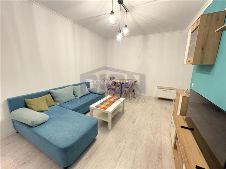 Militari - Rosu , Avangarde 2 camere, 49mp - 4