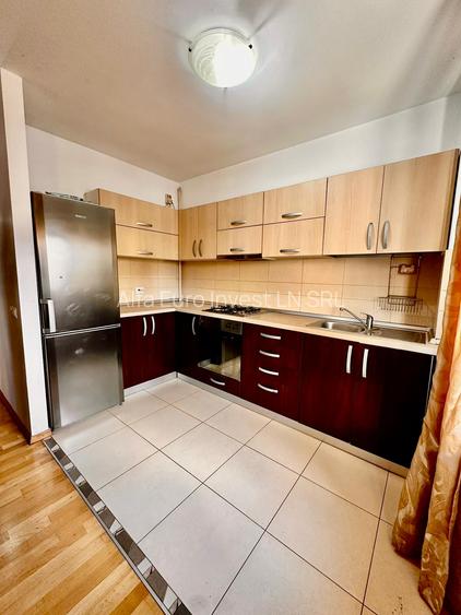 Inchiriez apartament 3 camere DECOMANDAT cu parcare subterana - 4