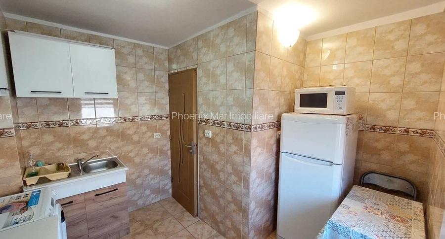 Vanzare Garsoniera 40 mp, et .4 bloc 1990 Decebal- metrou Muncii - 5