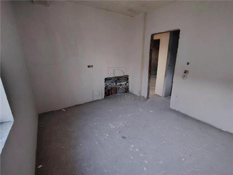 Duplex superb - Separat prin spatiu de depozitare - bucatarie inchisa. - 6