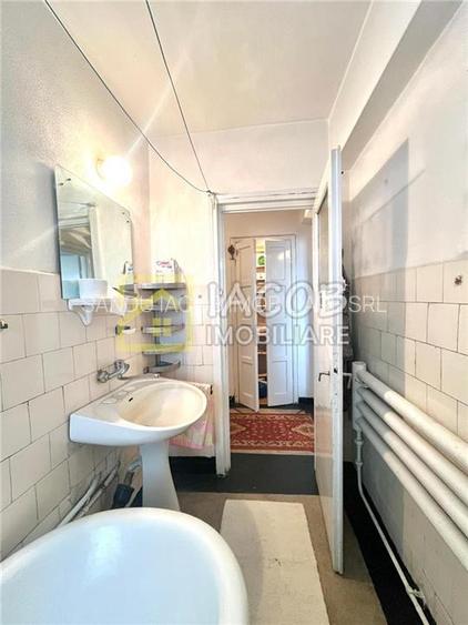 Apartament doua camere,  Ultracentral Bacau - 12