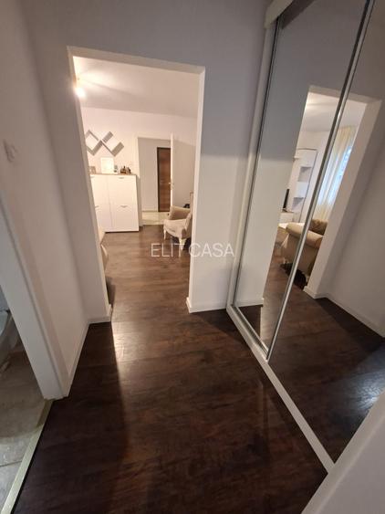 Apartament cu 2 camere, zona Podu Ros - 4