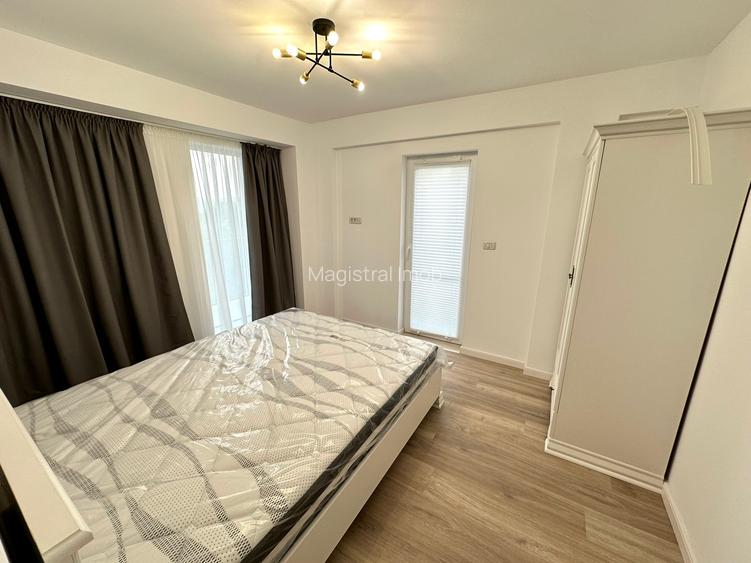 Apartament 3 camere D 2 bai  Curte 41mp  Capat Pacurari - 10