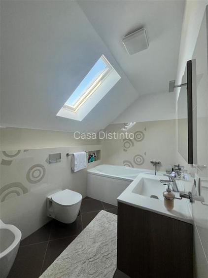 Casa cu 4 camere si garaj - 13