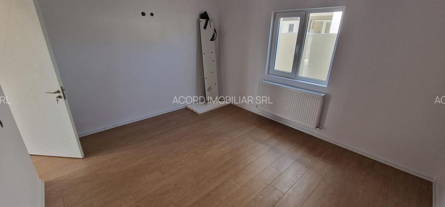 Casa situata in Lumina zona baza sportiva - 5