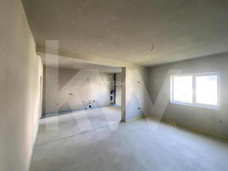 Casa individuala 4 dormitoare de vanzare in Cisnadie Sibiu teren 727mp - 13