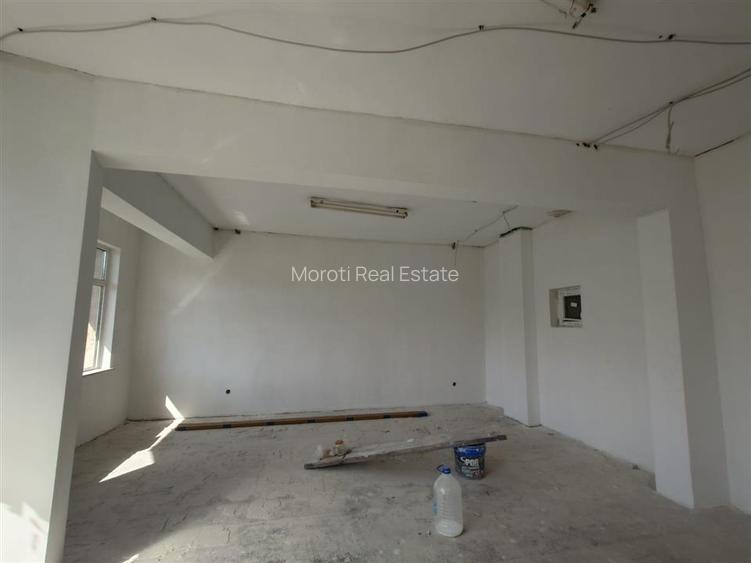 Spatiu pentru birouri km 0 Brad - 9