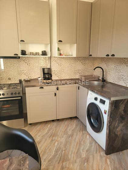 VAnzare apartament 23 camere Bucurestii Noi - Bloc Rusesc - 18