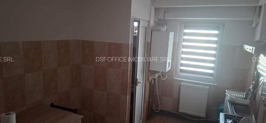 Apartament cu 2 camere DECOMANDAT in Nicolina, Biserica Catolica - 6