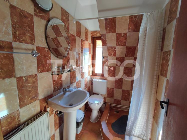 EXCLUSIVITATE Pensiune 9 camere 615 mpu 3600 mp teren in Fantanele - 17