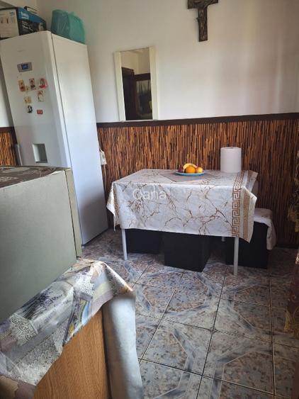 Vând apartament Valea Roșie  - 10