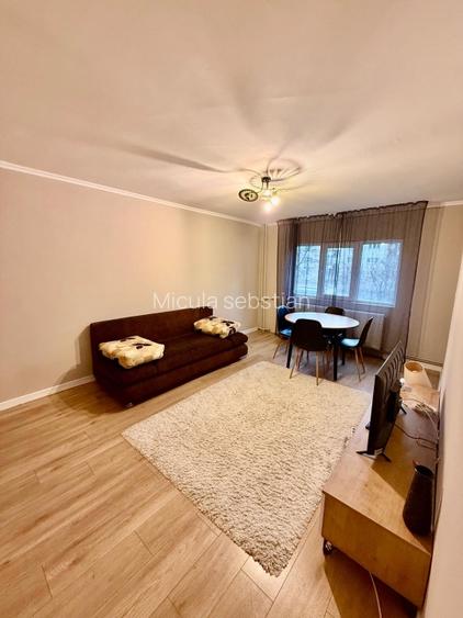 Închiriez apartament 3 camere  - 10