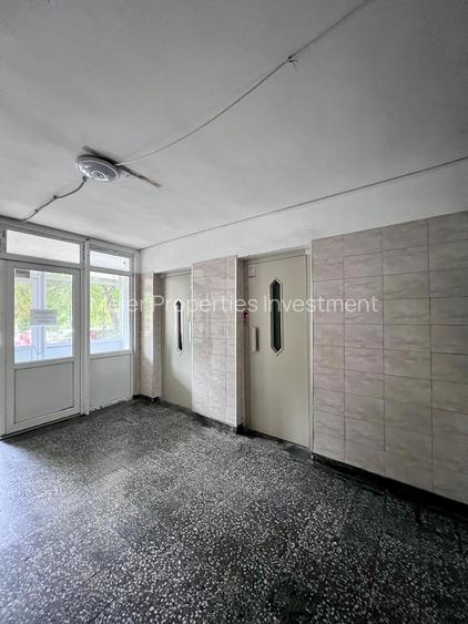 Garsoniera Titan | Parcul Constantin Brancusi - 17