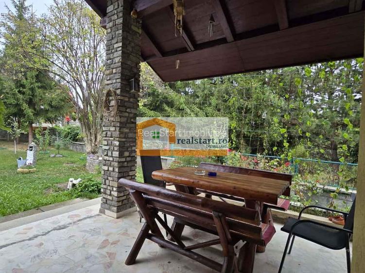 Vedere padure, panouri solare si fotovoltaice, pompa de caldura,  semineu - 10