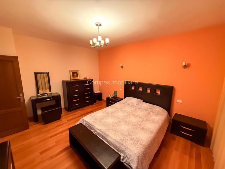 Vila excepțională într-o zona liniștită - 5