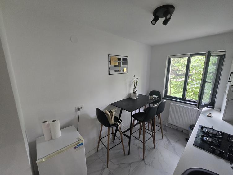 Vanzare Spatiu Comercial Alexandru cel Bun | 54mp | Vitrat | Bulevard