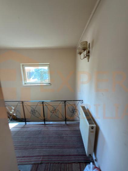 Casă P+1 de vânzare, 4 camere, aproape de centru, ideală pentru locuit