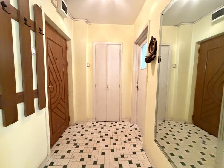 Apartament de inchiriat 2 camere, 50 mp utili, etajul 1 - Timisoara