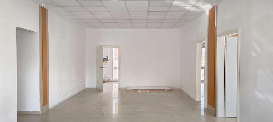 Zona Centrală - 250 mp spațiu birouri, disponibil imediat.