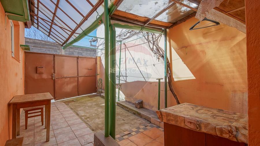 Casă  individuală cu 3 camere, Schei - 3