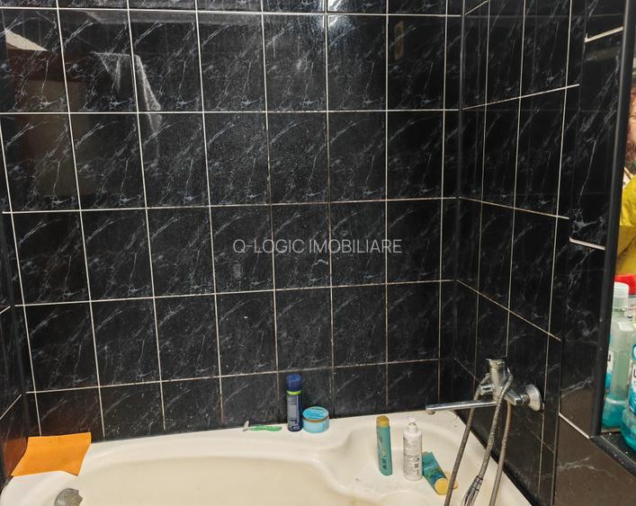 Garsoniera in bloc vila zona Racadau - 9