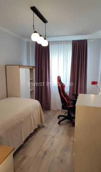 DE VANZARE-APARTAMENT 3 CAMERE-DACIA - 3