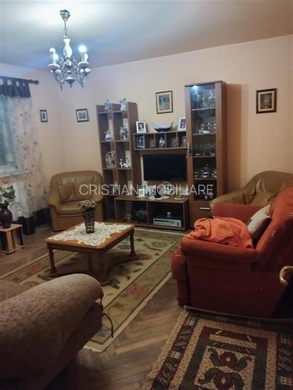 Ap. 2 camere, conf 1 decomandat, Calea Galati, et 1 - 3