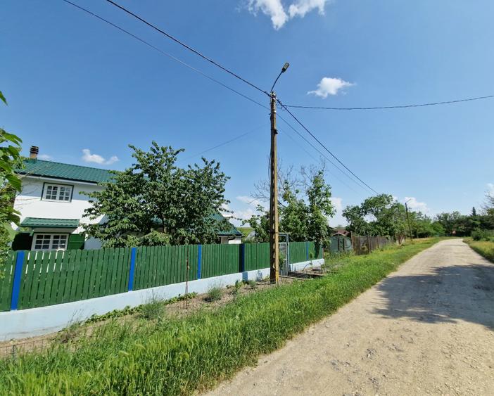 Teren cu deschidere catre lac - 40 km de Bucuresti