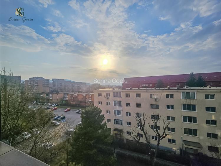 Apartament tip studio cu scara interioara in zona Faget, Garii - 11