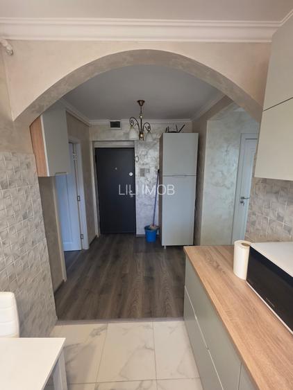 Vand apartament 3 camere ultracentral - 10