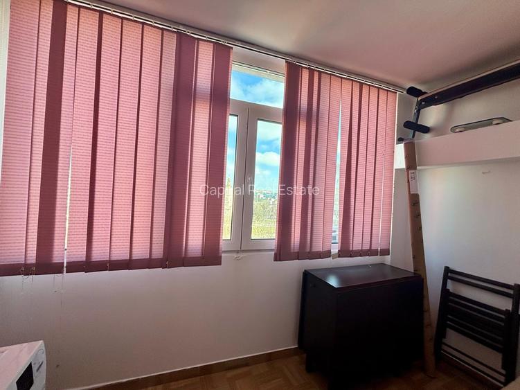 Apartament cu 3 camere Podu Ros - 10