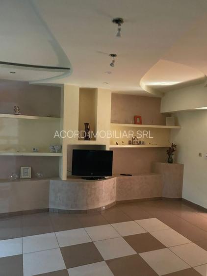 APARTAMENT 3 CAMERE- 700EURO - 2