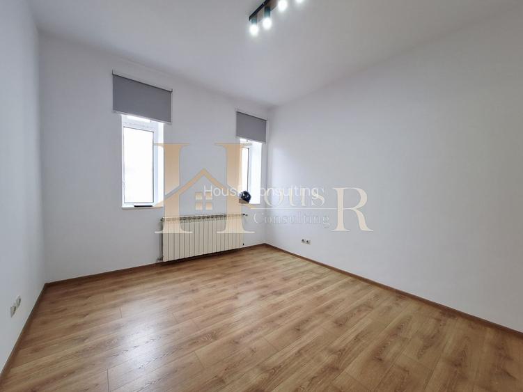 LANGA PUNCTELE CARDINALE. IDEAL PENTRU BIROU. - 3