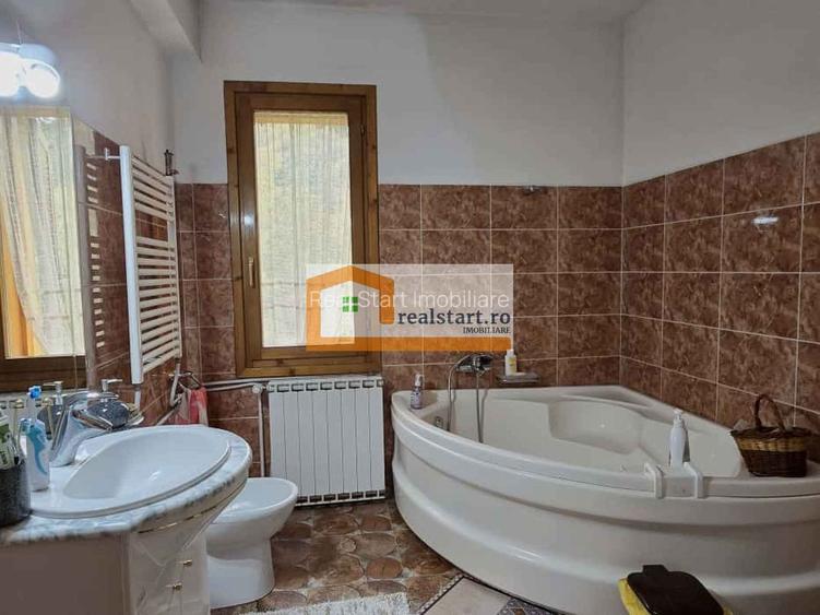 Vedere padure, panouri solare si fotovoltaice, pompa de caldura,  semineu - 32