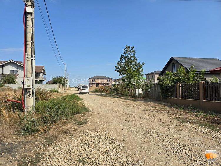 Teren de vanzare in Lazu lot de casa - 12