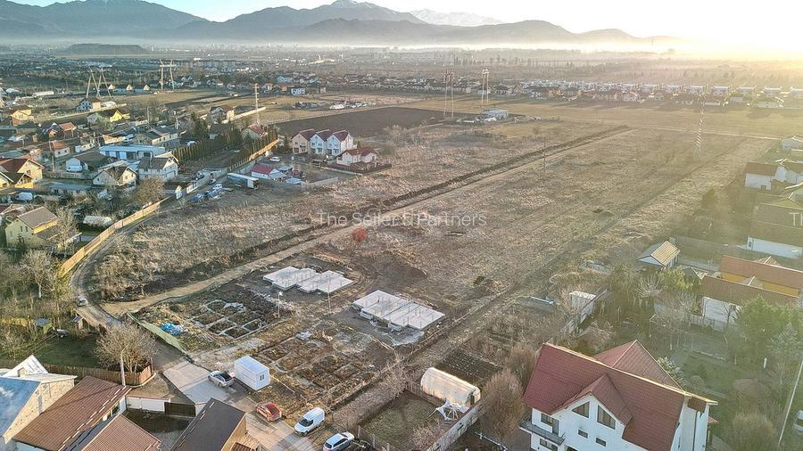 Teren intravilan cu Autorizatie de Construire - 4