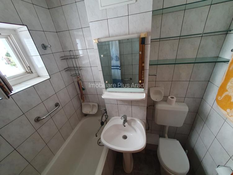 Vand apartament cu 3 camere zona Fortuna - 14