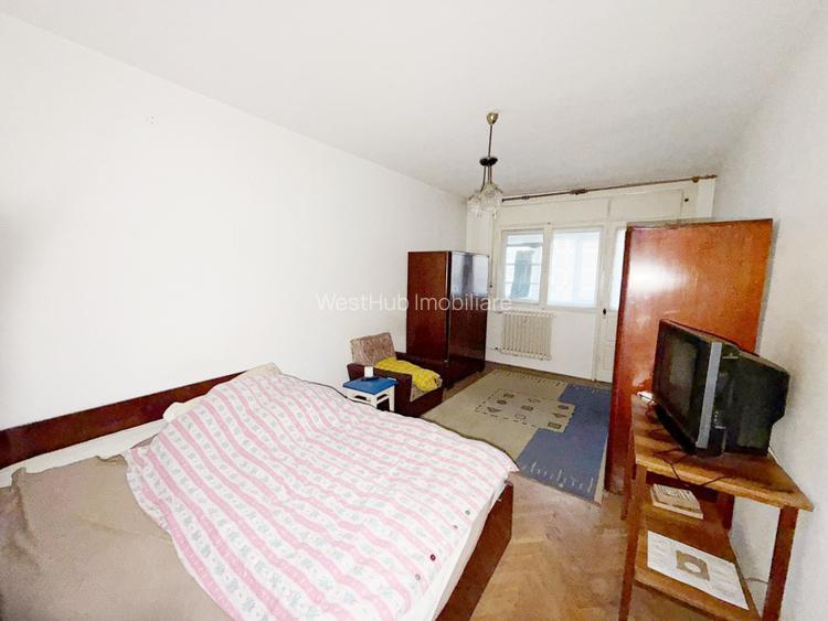 Apartament 3 camere, decomandat, 68mp, etaj 5/10 Complexul Studentesc  - 5