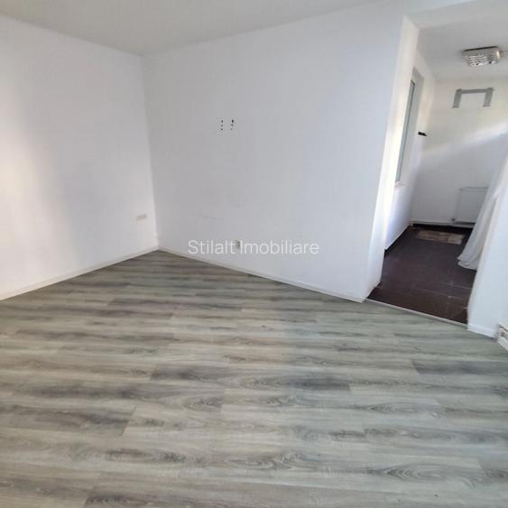 Spatiu comercial ( apt.3 camere) / Zona City Mall - 3