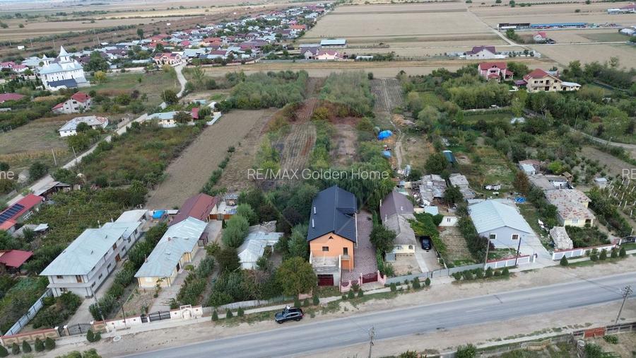 Casă / Vilă cu 8 camere - 21