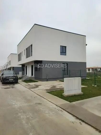Vila 4 Camere Alipita P+1 | De Vanzare |  Complex Rezidential | Curte - 3