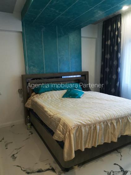 Penthouse cu 5 camere decomandat în Prundu - 28