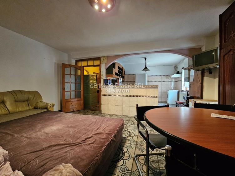 4 camere Micro 3 || Suprafata mare || Oportunitate de amenajare - 2